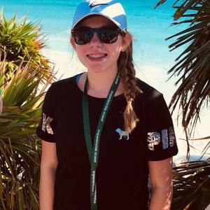 Meet your Posher, Cady